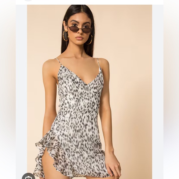 Superdown XS Leopard short dress - Picture 1 of 7